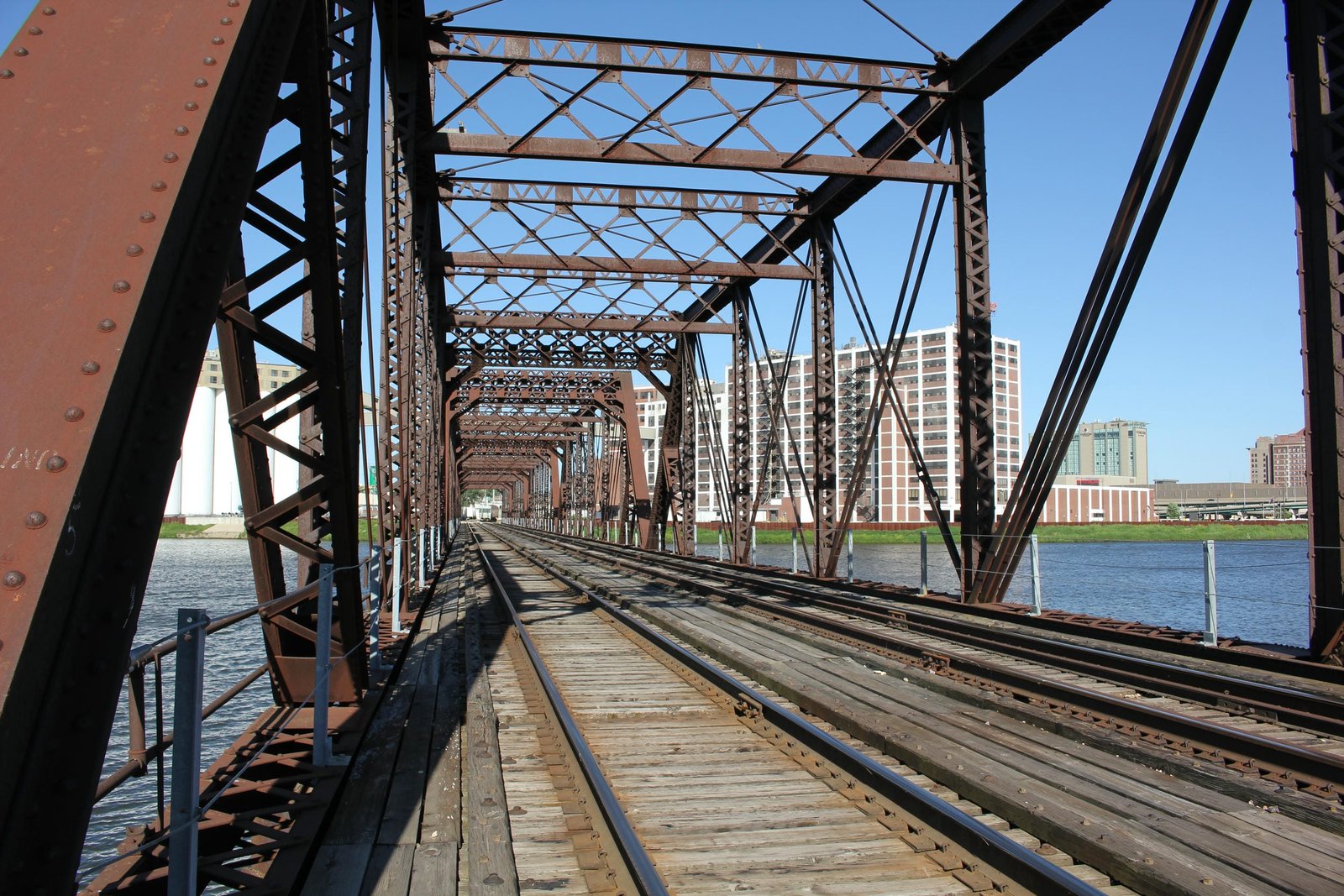 Inside truss